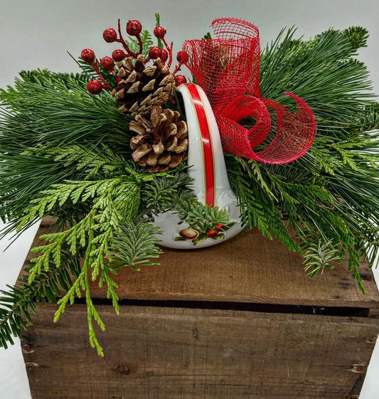 Jolly Holly Blooms