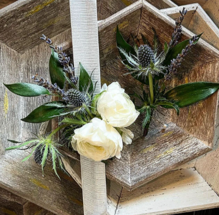 Custom Boutonniere & Corsage Set's
