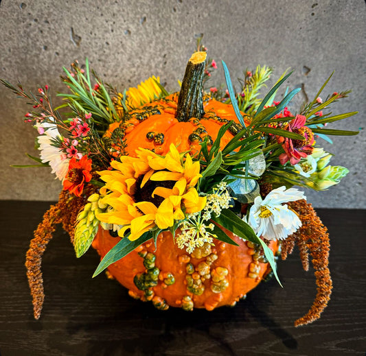 Thanksgiving Fresh Flower Pumpkin Centerpieces